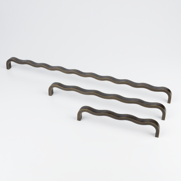 Florian Pull | Brushed Bronze - Heart Handles