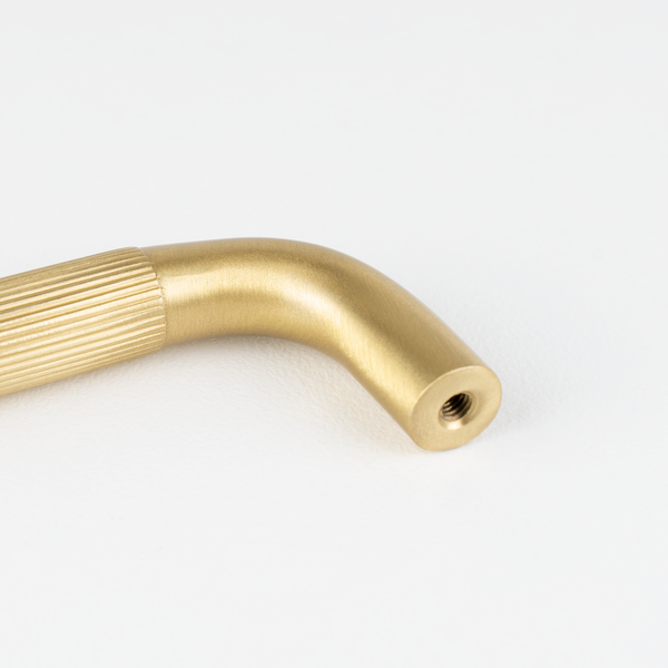 Ronde Linear Pull | Brushed Brass - Heart Handles