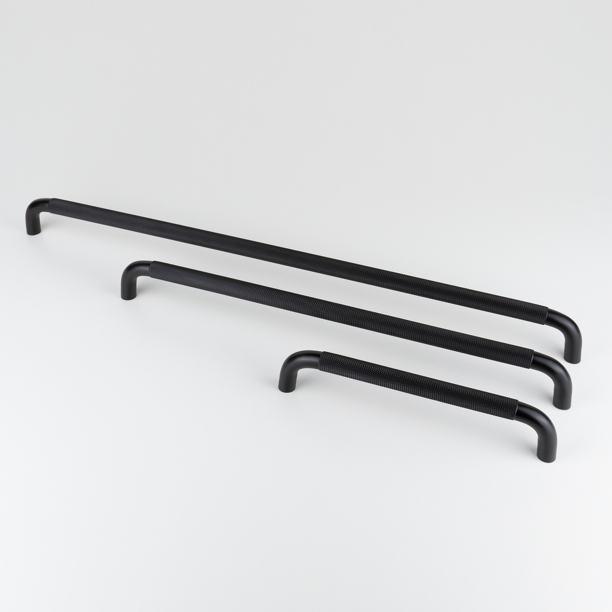Ronde Knurled Pull | Matte Black